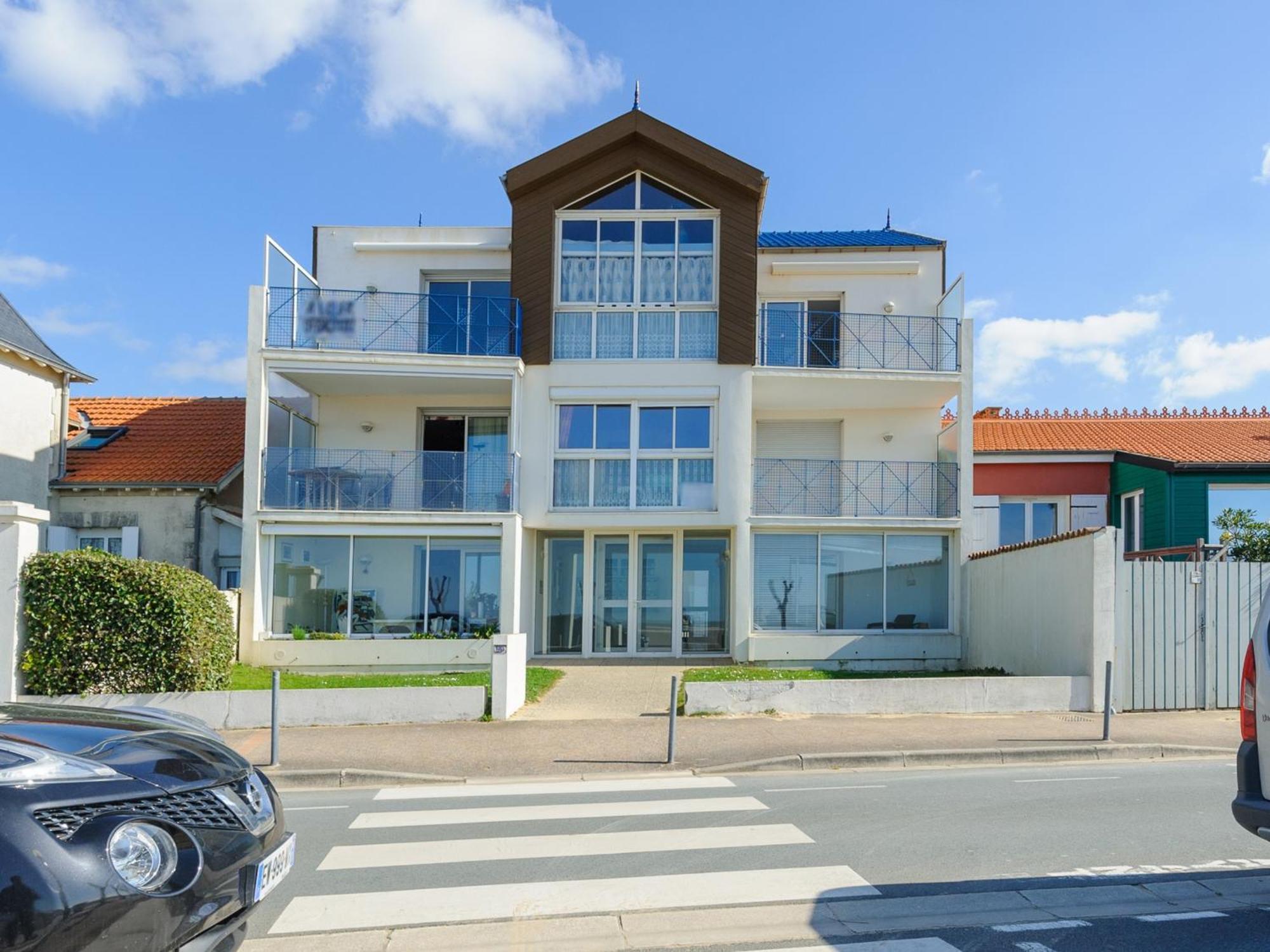Appartement T2 A 50M De La Plage, Balcon, Wifi, Tout Confort, 4 Pers, Chatelaillon-Plage - Fr-1-535-9 Exteriör bild